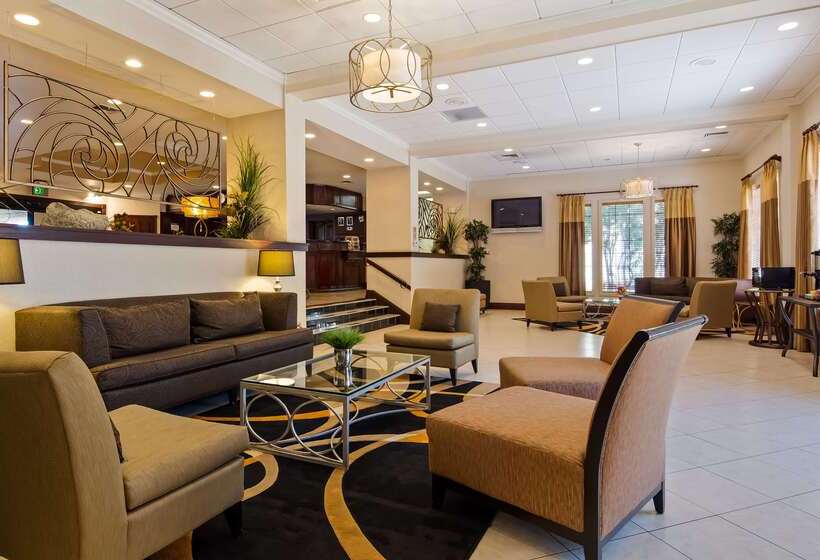 Wyndham Tucson Airport Hotel & Conference Center