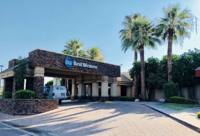 Wyndham Tucson Airport Hotel & Conference Center