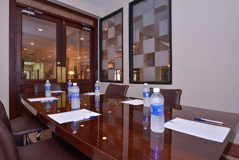 Wyndham Tucson Airport Hotel & Conference Center