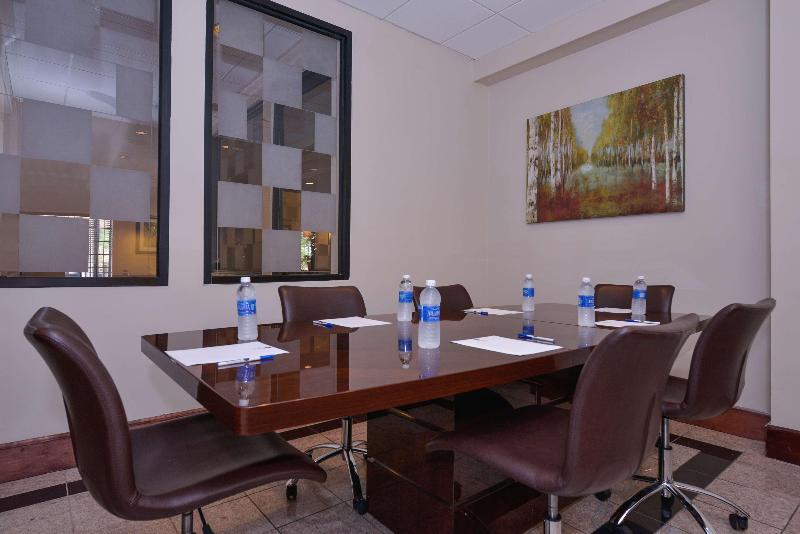 Wyndham Tucson Airport Hotel & Conference Center