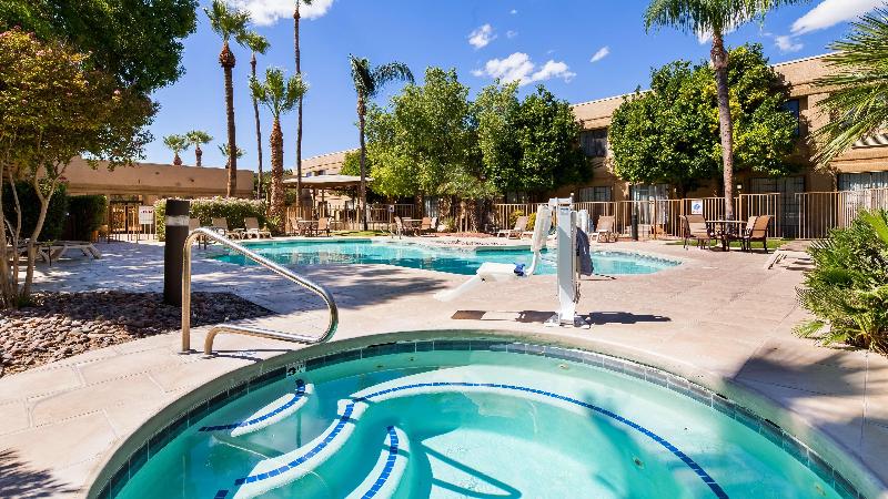 Wyndham Tucson Airport Hotel & Conference Center