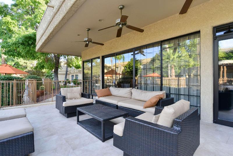 Wyndham Tucson Airport Hotel & Conference Center