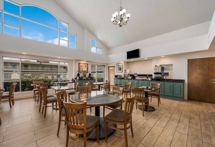 酒店 Best Western University Inn