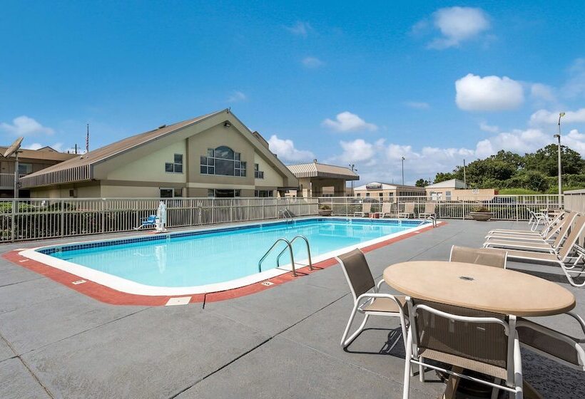 酒店 Best Western University Inn