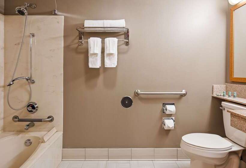 호텔 Best Western West Towne Suites