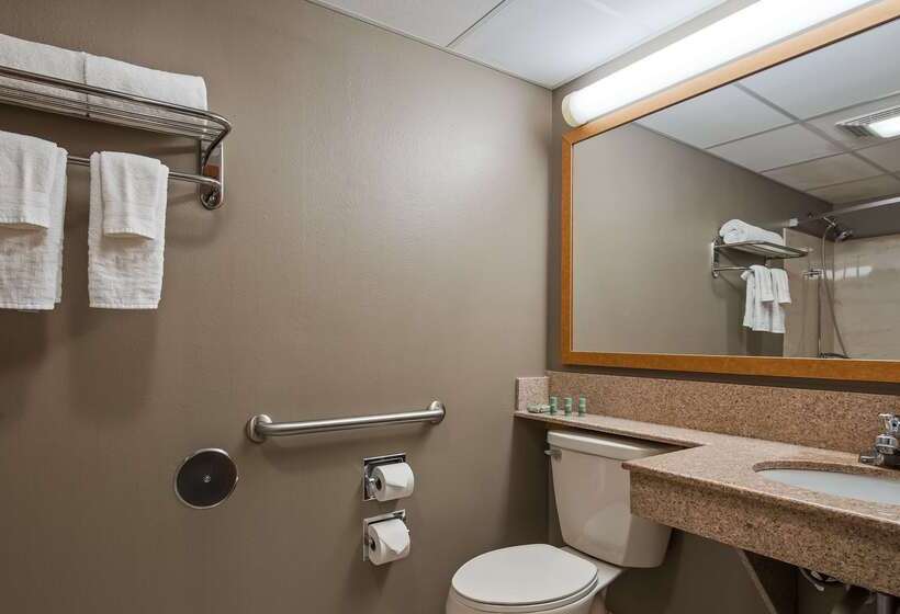 호텔 Best Western West Towne Suites