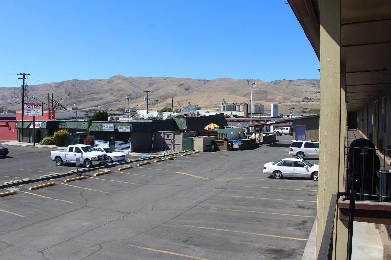 فندق Cedars Inn Lewiston