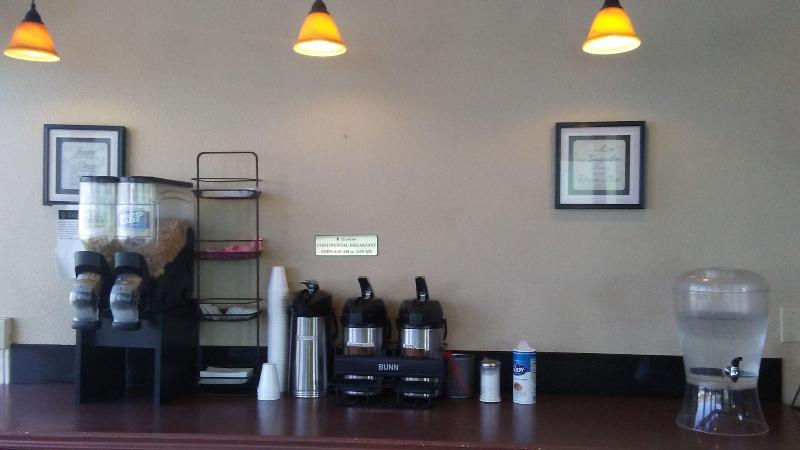 فندق Cedars Inn Lewiston