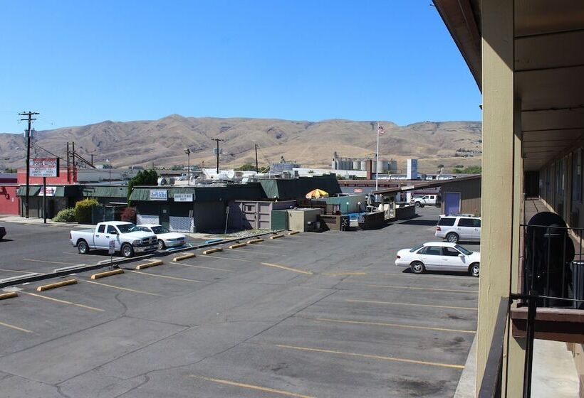 فندق Cedars Inn Lewiston