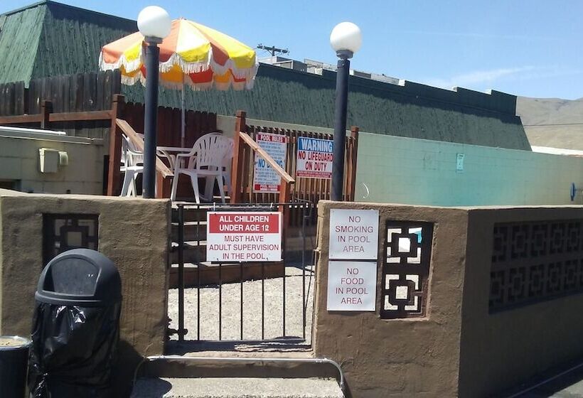 فندق Cedars Inn Lewiston