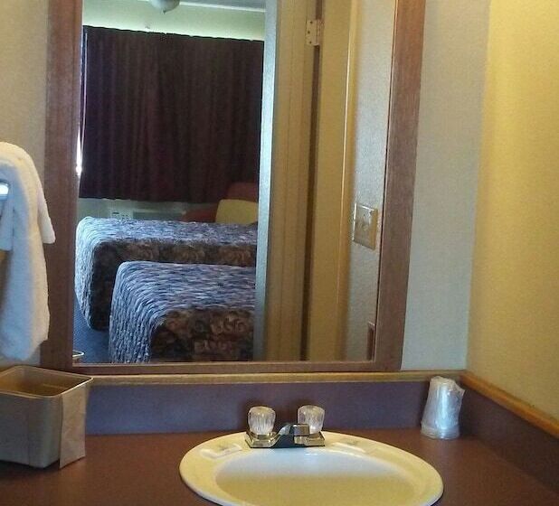 فندق Cedars Inn Lewiston