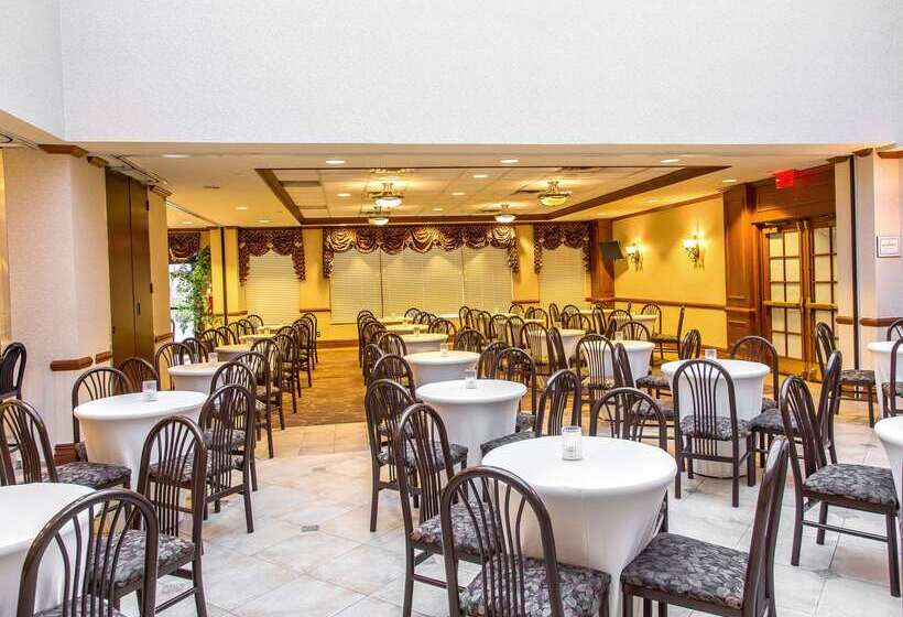 Clarion Hotel & Conference Center