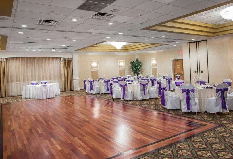 Clarion Hotel & Conference Center