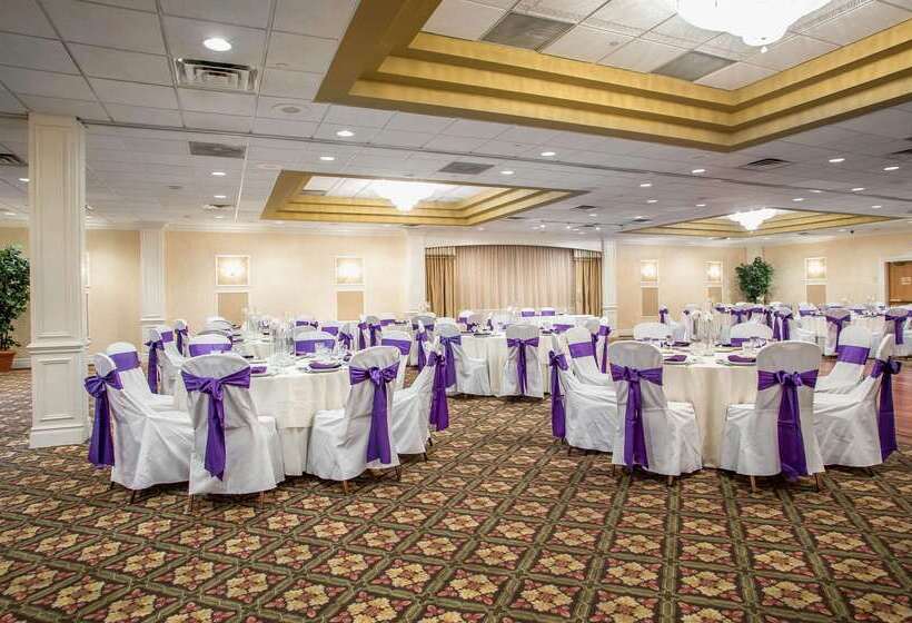 Clarion Hotel & Conference Center