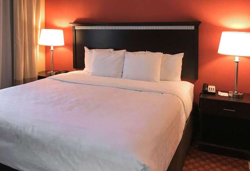 Clarion Hotel & Conference Center