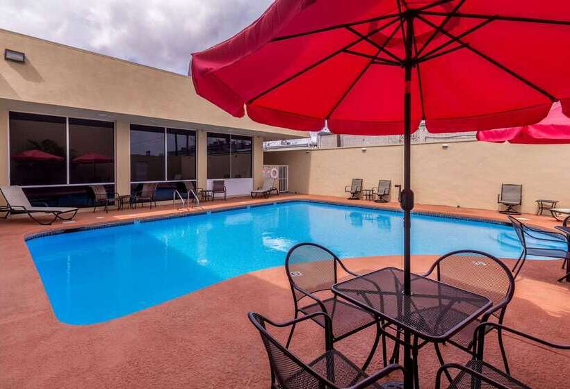 فندق Clarion Inn Near Mcallen Airport