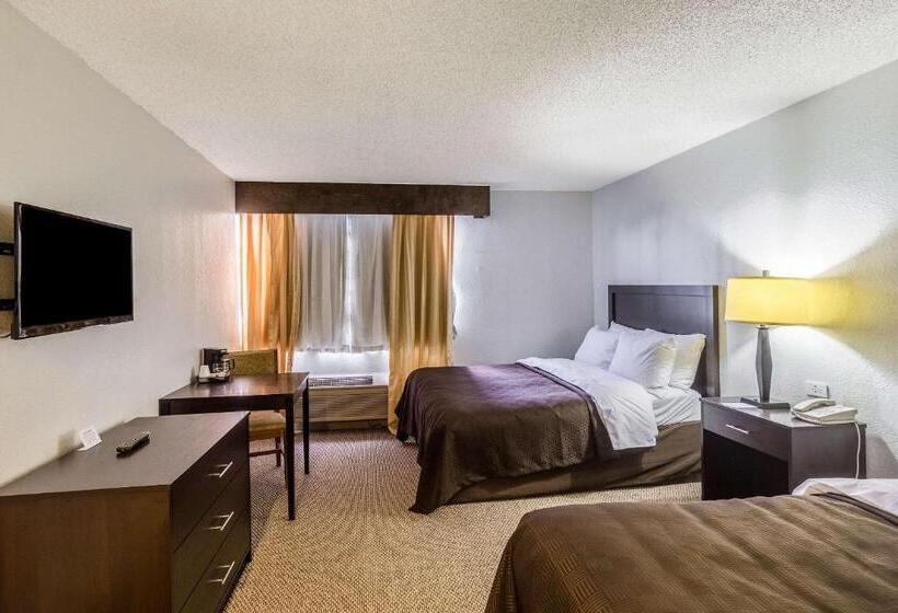 هتل Clarion Inn Near Mcallen Airport