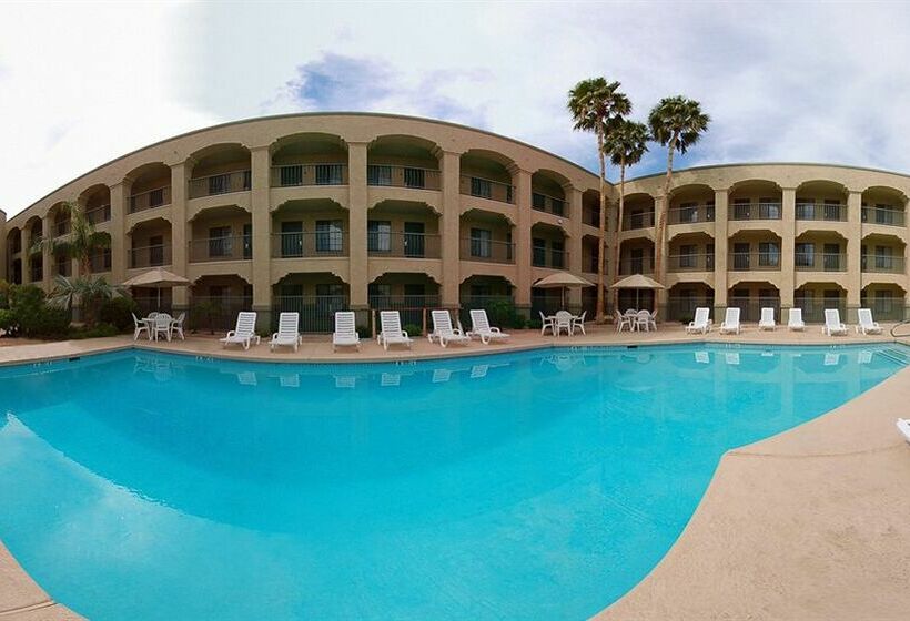 فندق Clarion Suites Yuma