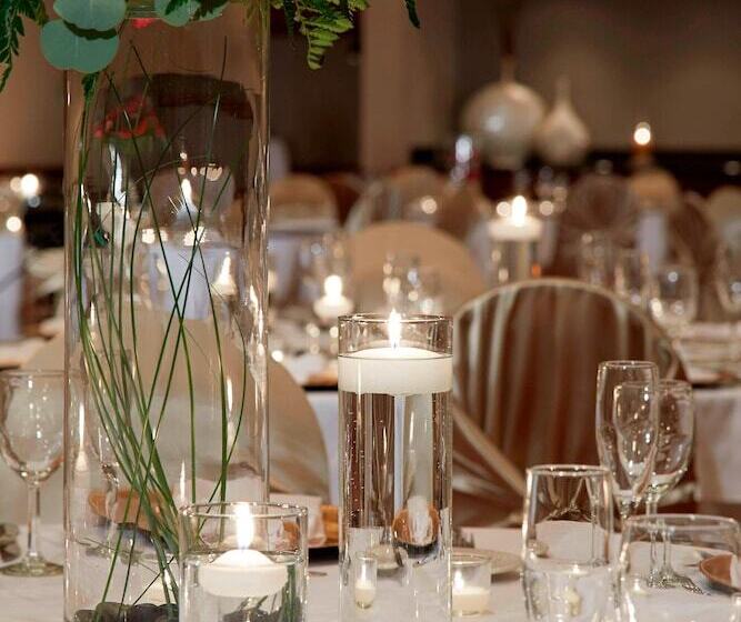 בית מלון כפרי Columbus Airport Marriott