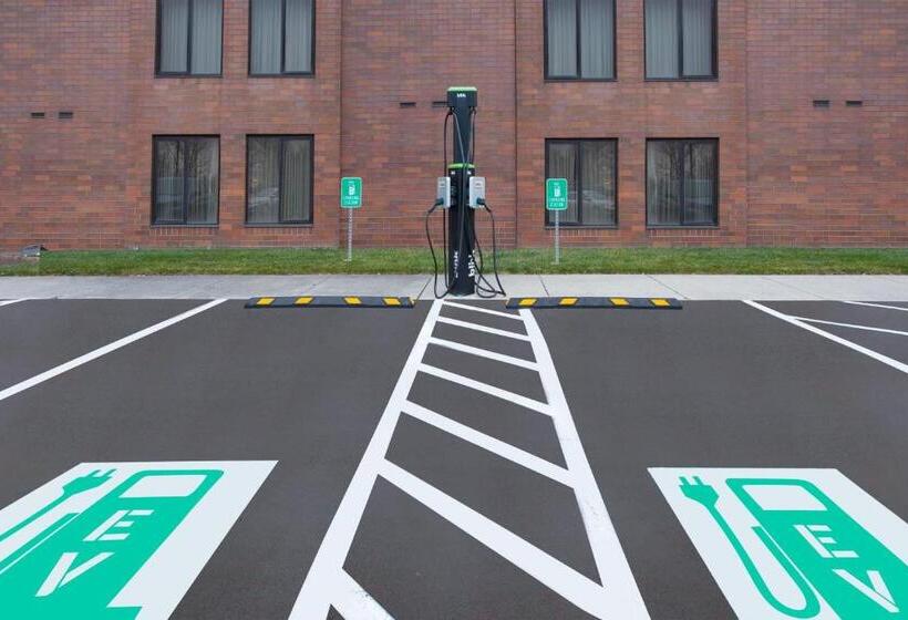 בית מלון כפרי Columbus Airport Marriott