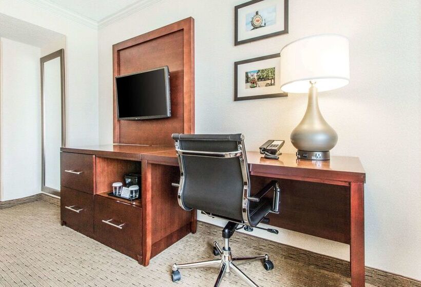 בית מלון כפרי Comfort Inn By The Bay