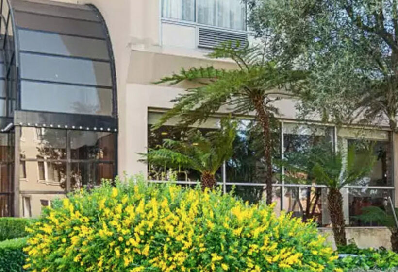 בית מלון כפרי Comfort Inn By The Bay