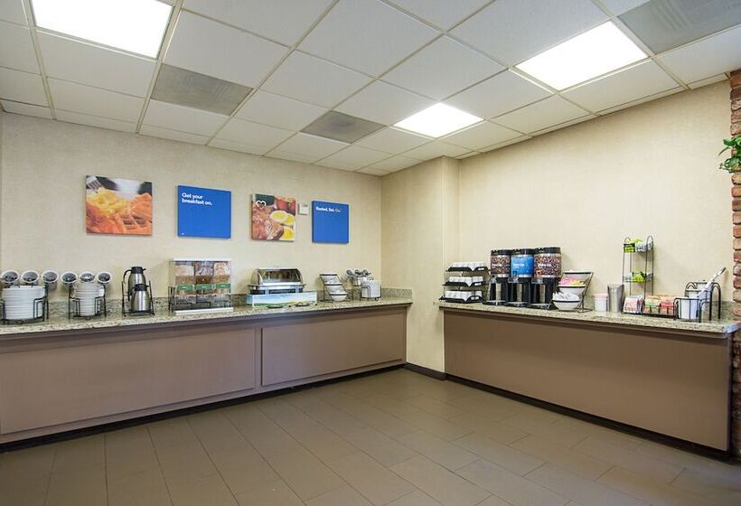 בית מלון כפרי Comfort Inn By The Bay