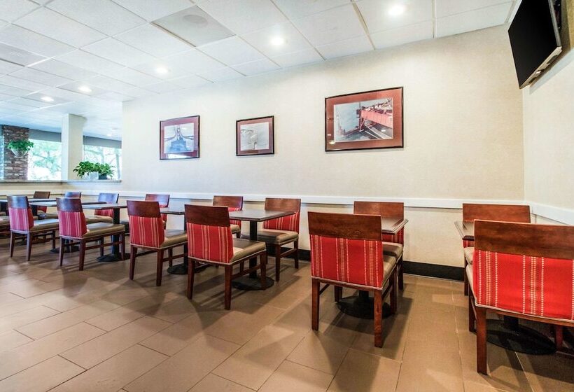 בית מלון כפרי Comfort Inn By The Bay