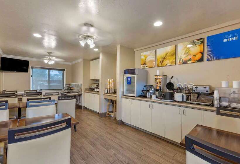 هتل Comfort Inn San Diego Airport At The Harbor