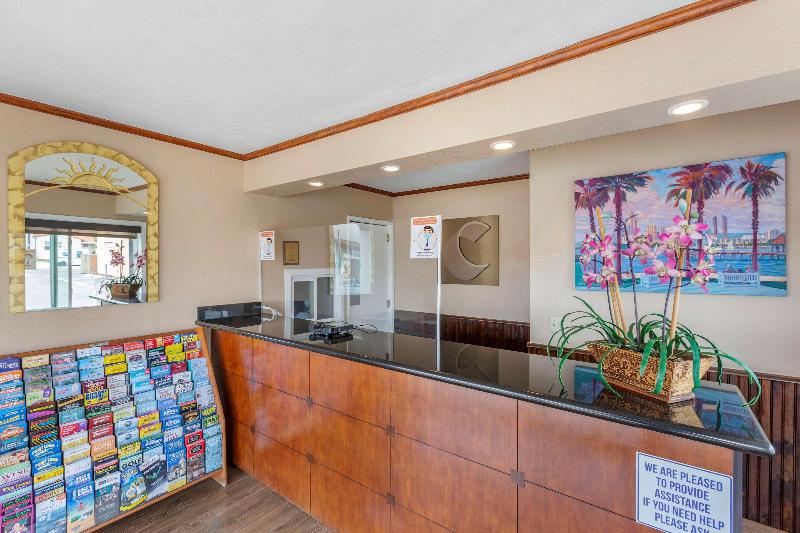 هتل Comfort Inn San Diego Airport At The Harbor