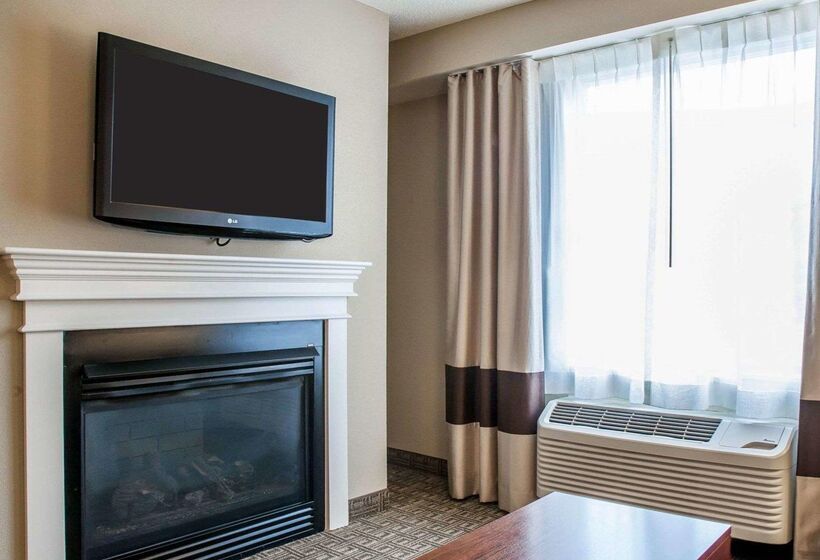 酒店 Comfort Inn & Suites Sturbridgebrimfield