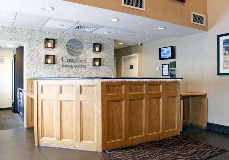 فندق Comfort Inn & Suites Sturbridgebrimfield
