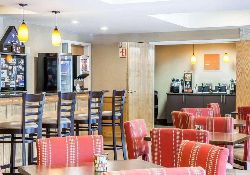 فندق Comfort Inn & Suites Sturbridgebrimfield