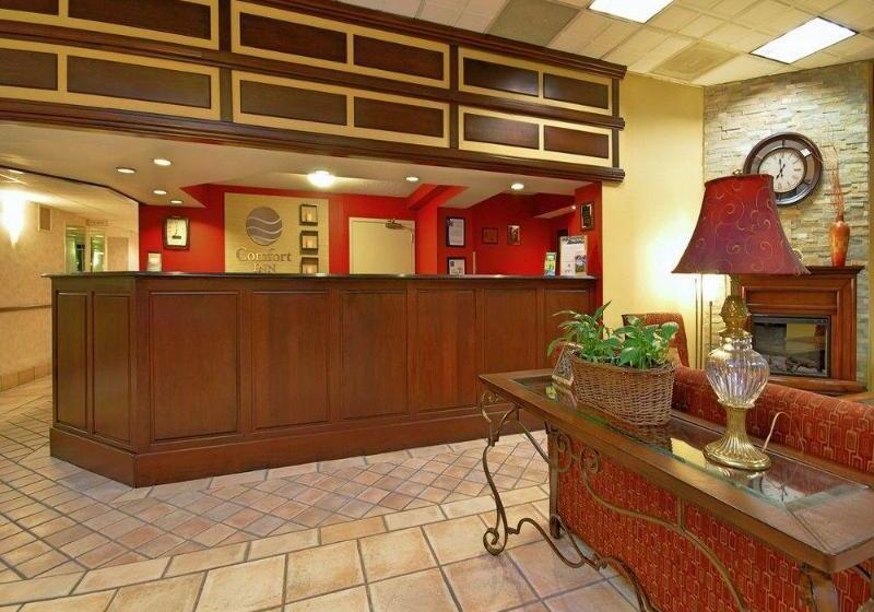 ホテル Comfort Inn University Center