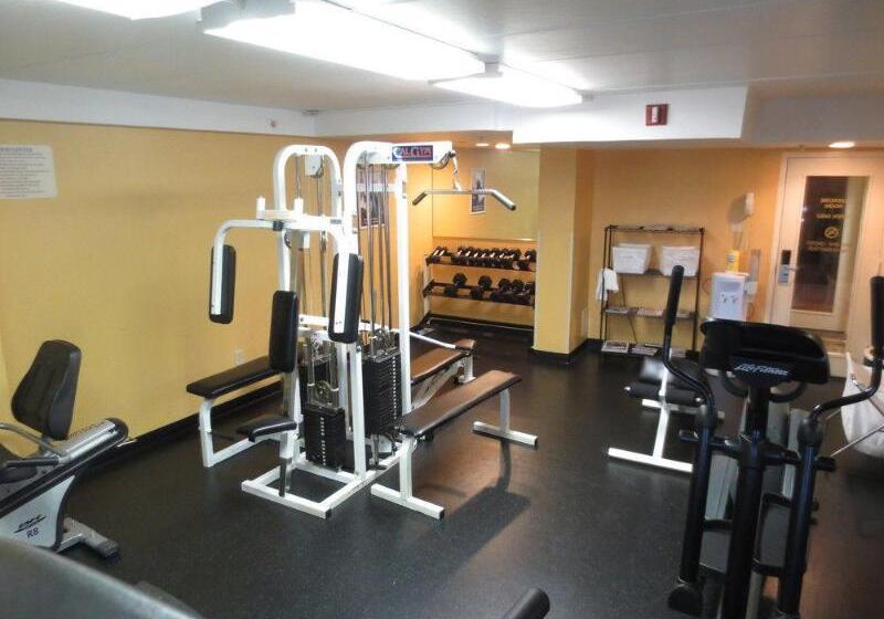 ホテル Comfort Inn University Center