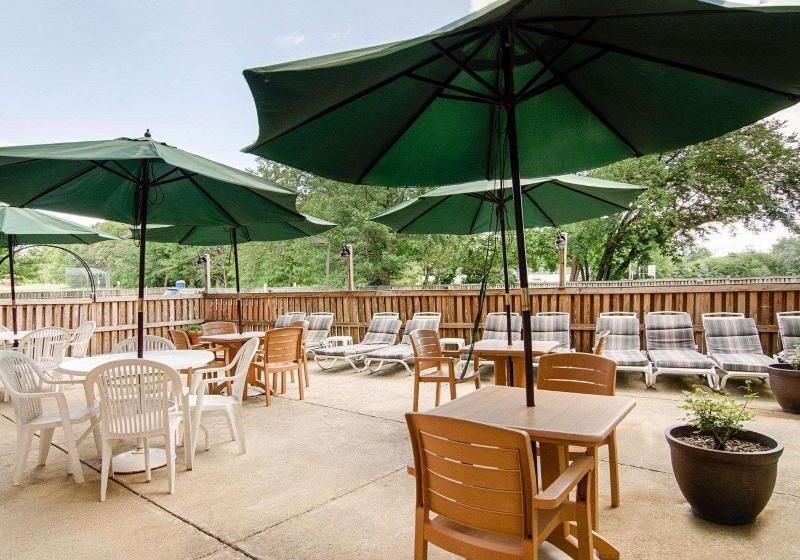 ホテル Comfort Inn University Center