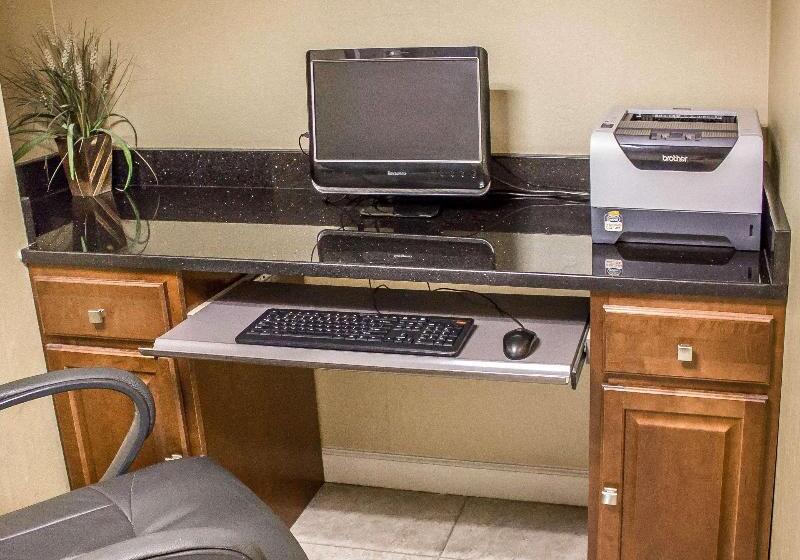 هتل Comfort Inn Wethersfield  Hartford