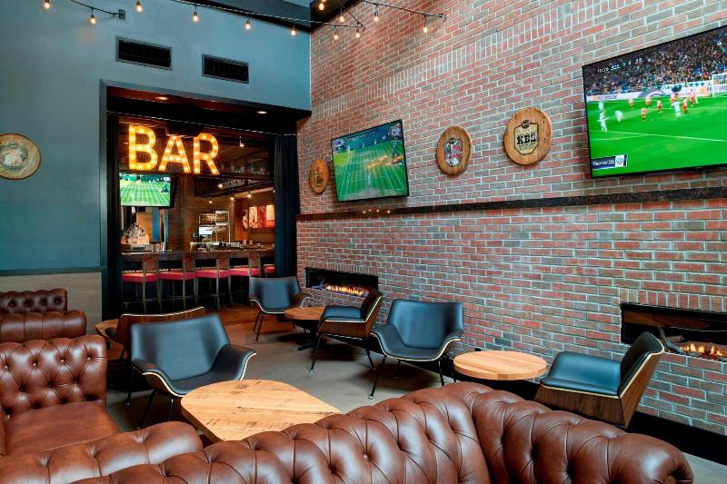 هتل Courtyard By Marriott Detroit Downtown
