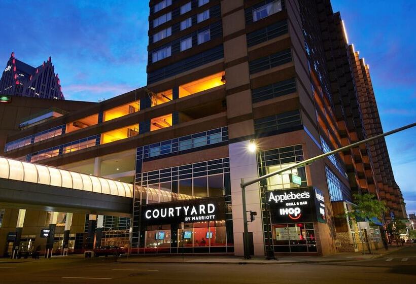 호텔 Courtyard By Marriott Detroit Downtown