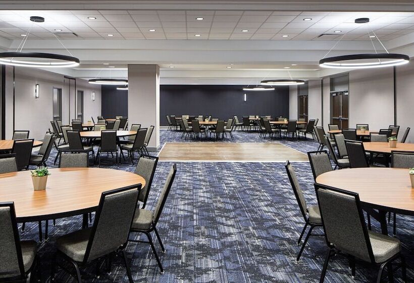 호텔 Courtyard By Marriott Detroit Downtown