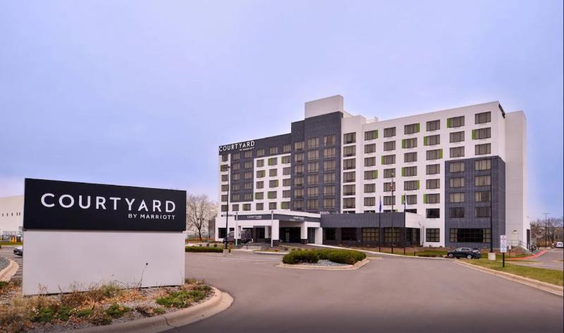فندق Courtyard By Marriott Edina Bloomington