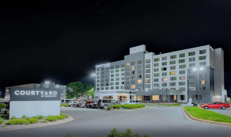 هتل Courtyard By Marriott Edina Bloomington