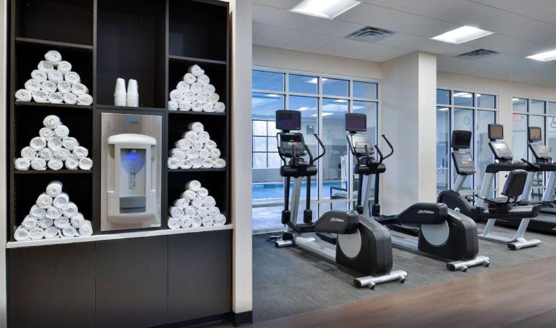 فندق Courtyard By Marriott Edina Bloomington