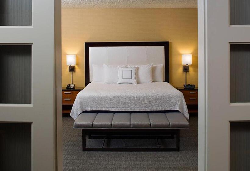 فندق Courtyard Montvale