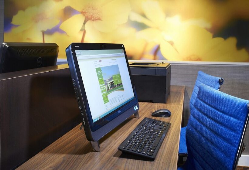 酒店 Courtyard By Marriott Rockford