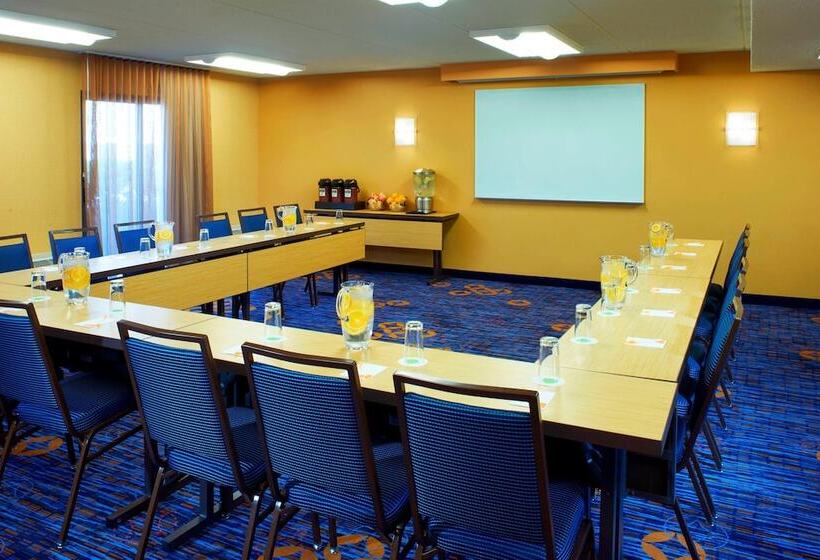 酒店 Courtyard By Marriott Rockford