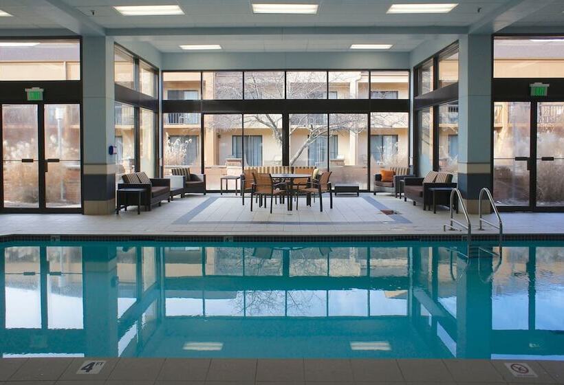 酒店 Courtyard By Marriott Rockford