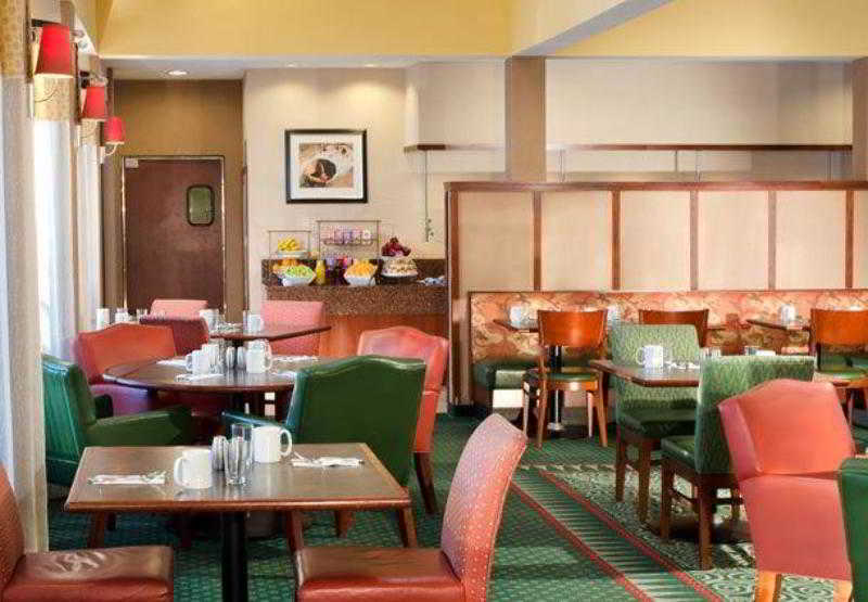 酒店 Courtyard By Marriott Rockford