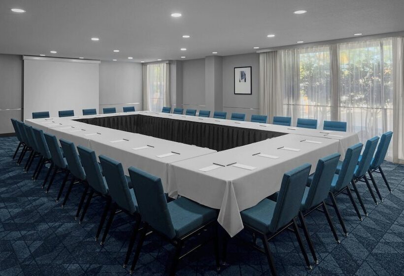 فندق Courtyard San Jose Airport