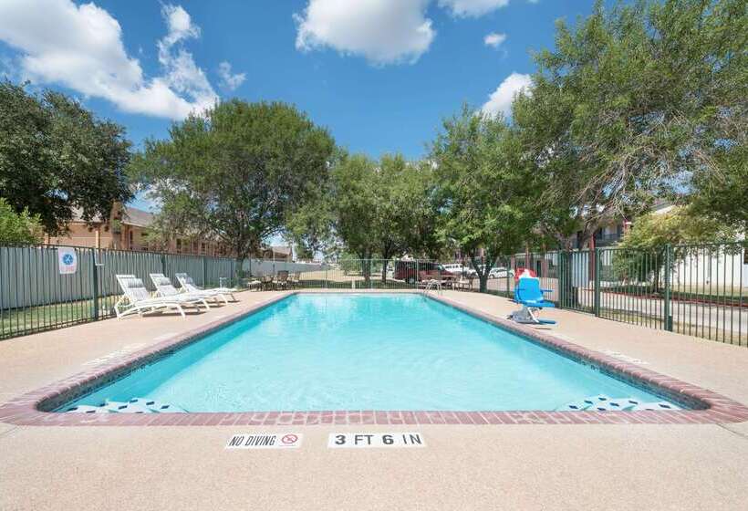 فندق Days Inn By Wyndham Bryan College Station